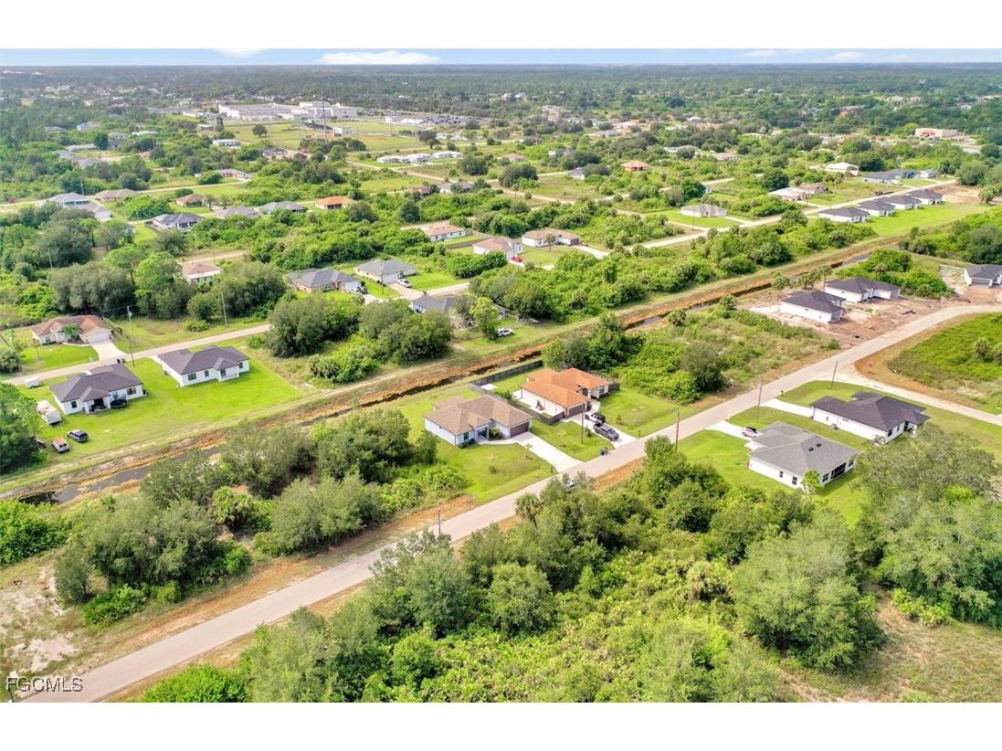 550 Lone Star Lane Lehigh Acres FL 33974 2025013385 image24