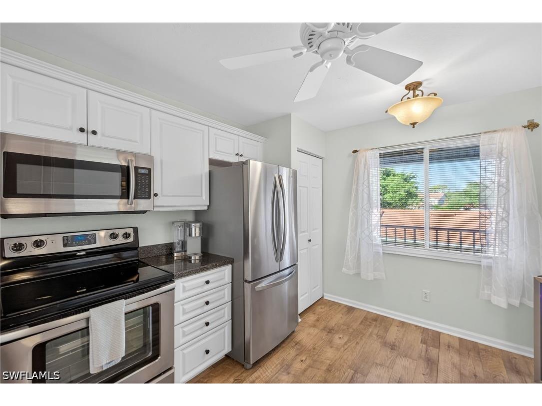 550 Saratoga Circle #E205 Naples FL 34104 226014540 image10