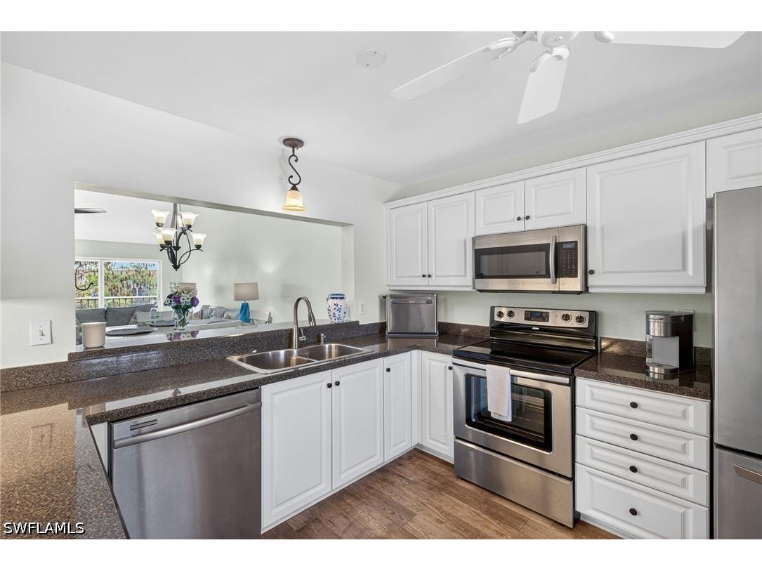 550 Saratoga Circle #E205 Naples FL 34104 226014540 image13