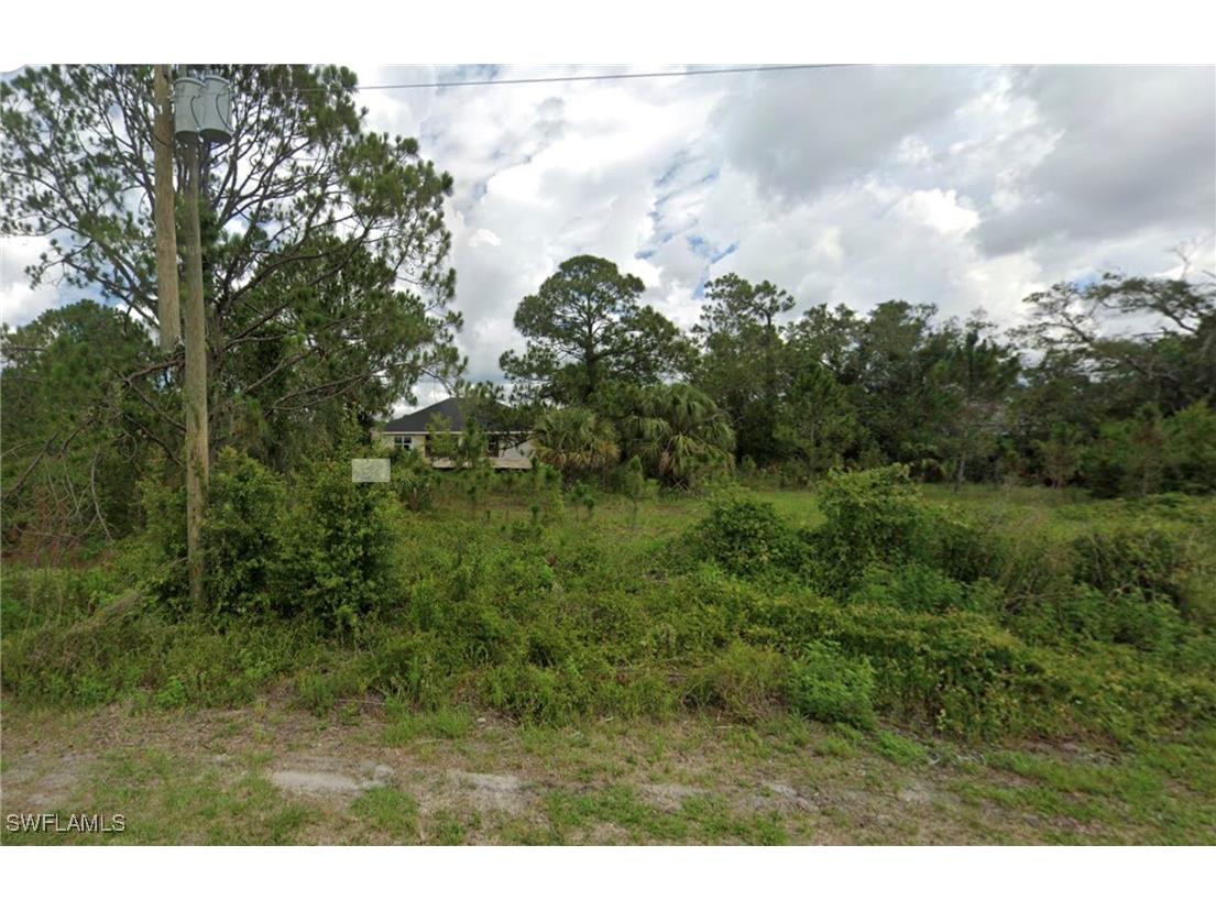 550 Sargent Street Lehigh Acres FL 33972 225075466 image1