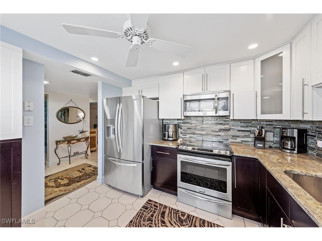 550 Teryl Road #7 Naples FL 34112 226000959 image1