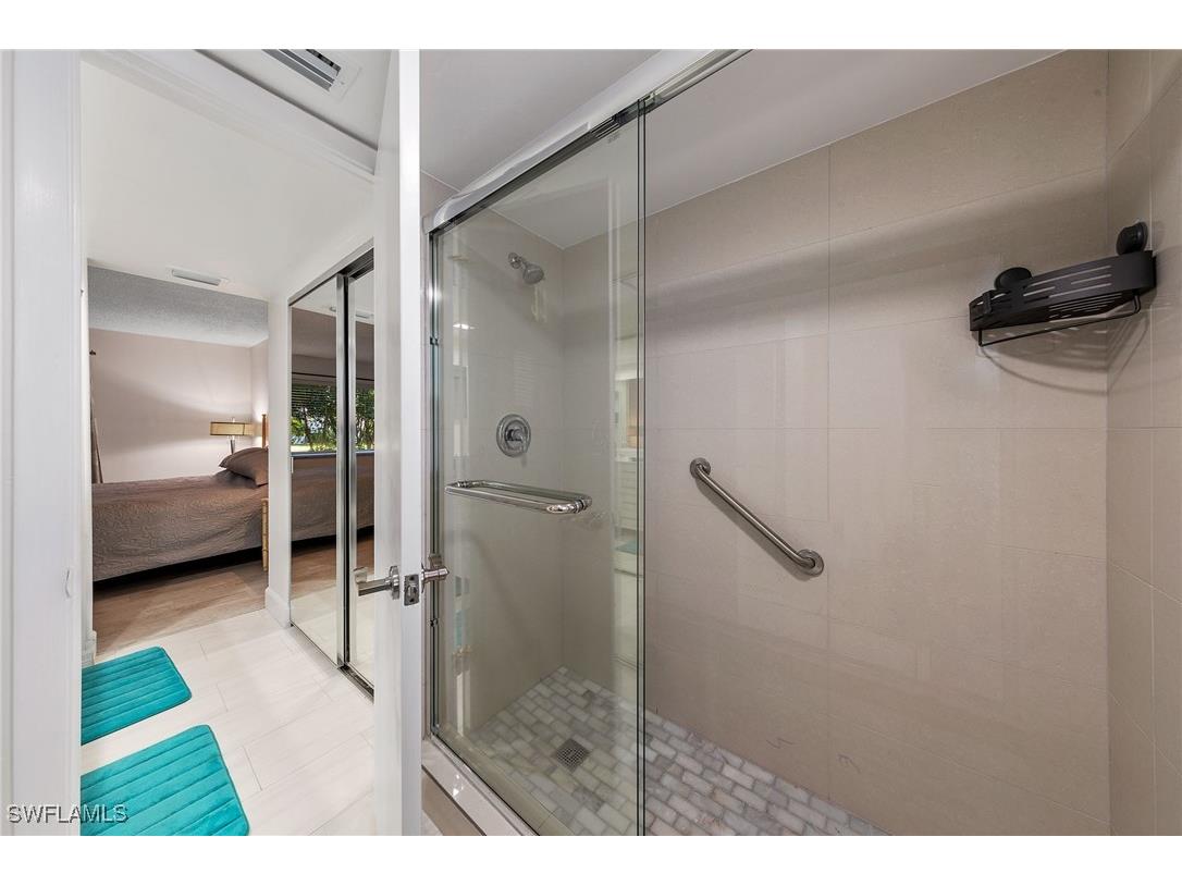 550 Teryl Road #7 Naples FL 34112 226000959 image27