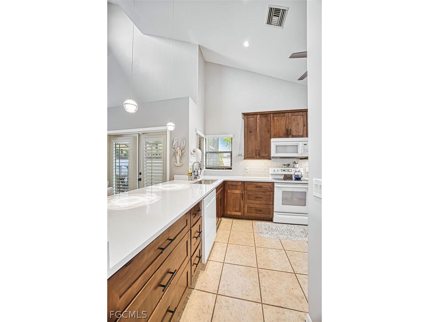 5500 Harbour Castle Drive Fort Myers FL 33907 2026008312 image15