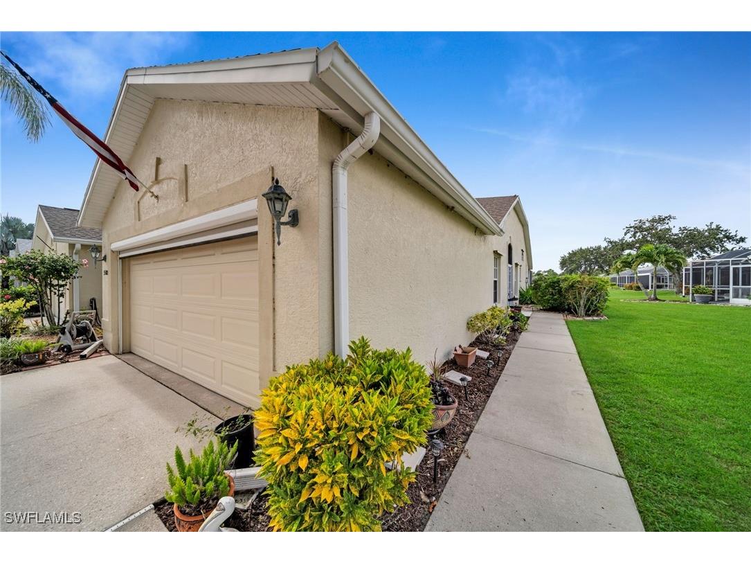 5500 Whitten Drive #8 Naples FL 34104 225063680 image1