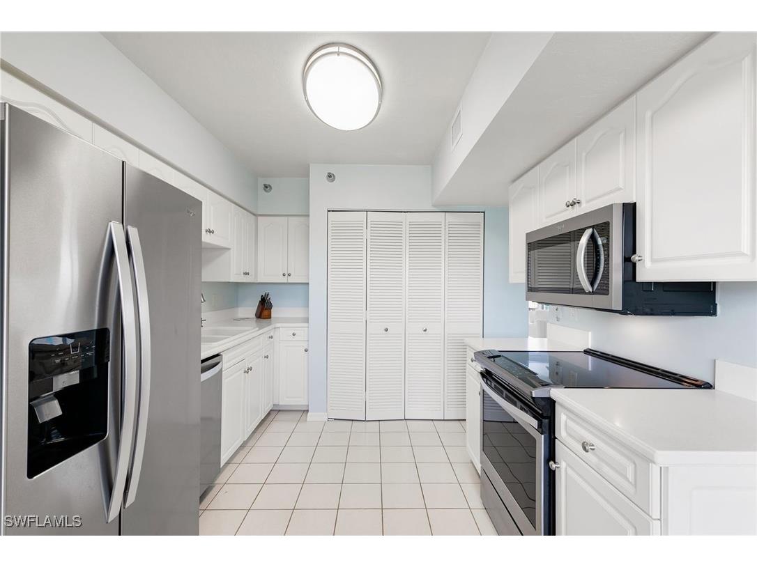 5501 Heron Point Drive #303 Naples FL 34108 225066355 image13