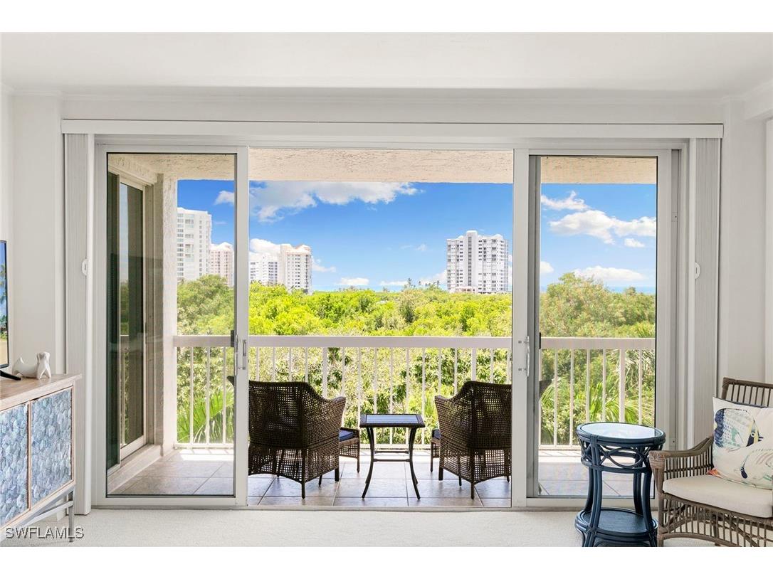 5501 Heron Point Drive #303 Naples FL 34108 225066355 image3