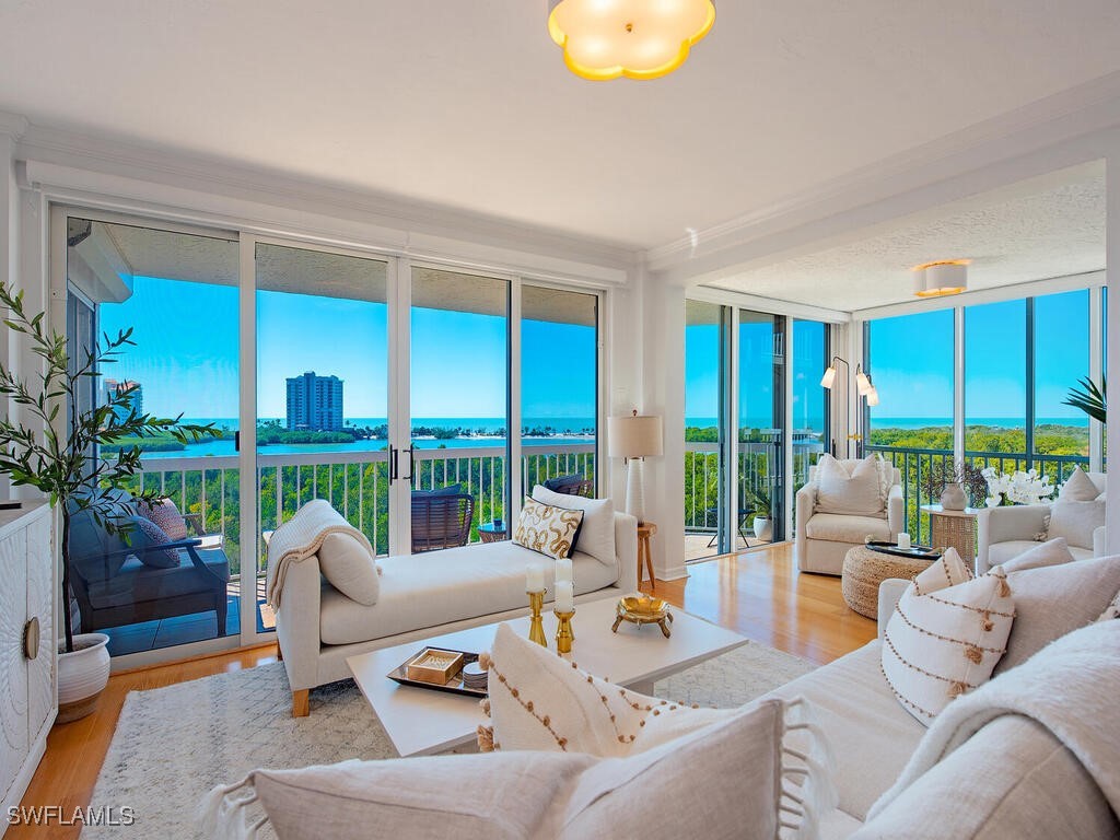 5501 Heron Point Drive #503 Naples FL 34108 226005825 image1