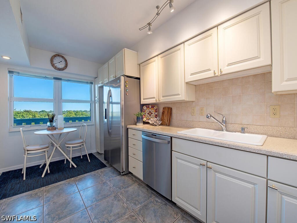 5501 Heron Point Drive #503 Naples FL 34108 226025586 image6
