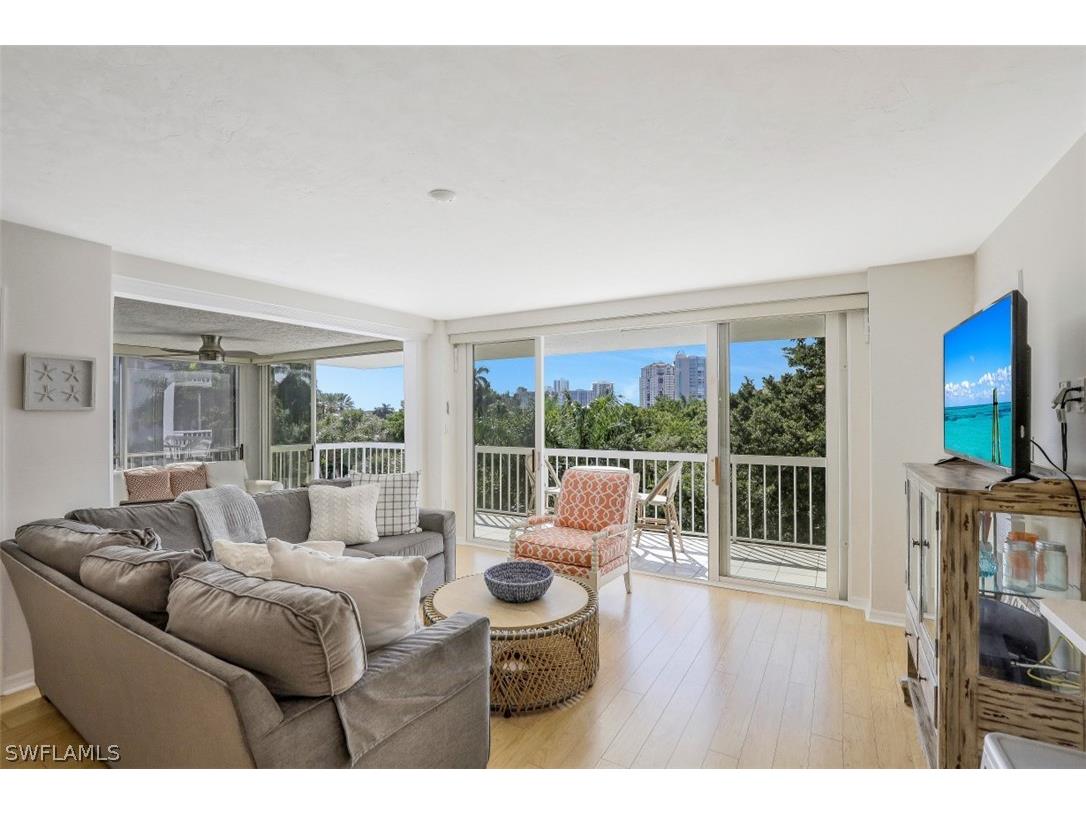 5501 Heron Pt Drive #201 Naples FL 34108 226008947 image1