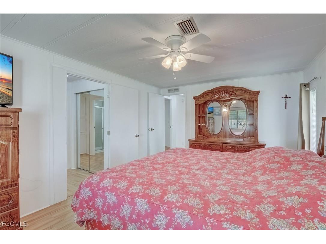 5501 John Alden Lane North Fort Myers FL 33917 2025023976 image26