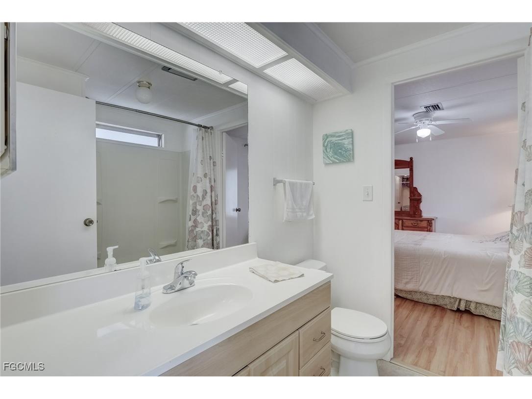 5501 John Alden Lane North Fort Myers FL 33917 2025023976 image34