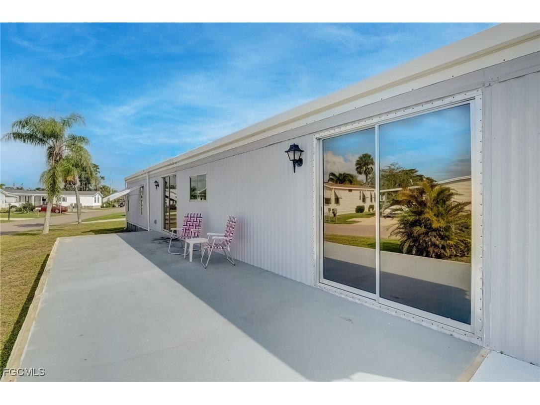 5501 John Alden Lane North Fort Myers FL 33917 2025023976 image6