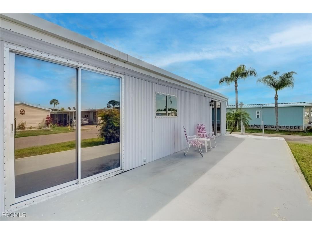 5501 John Alden Lane North Fort Myers FL 33917 2025023976 image7