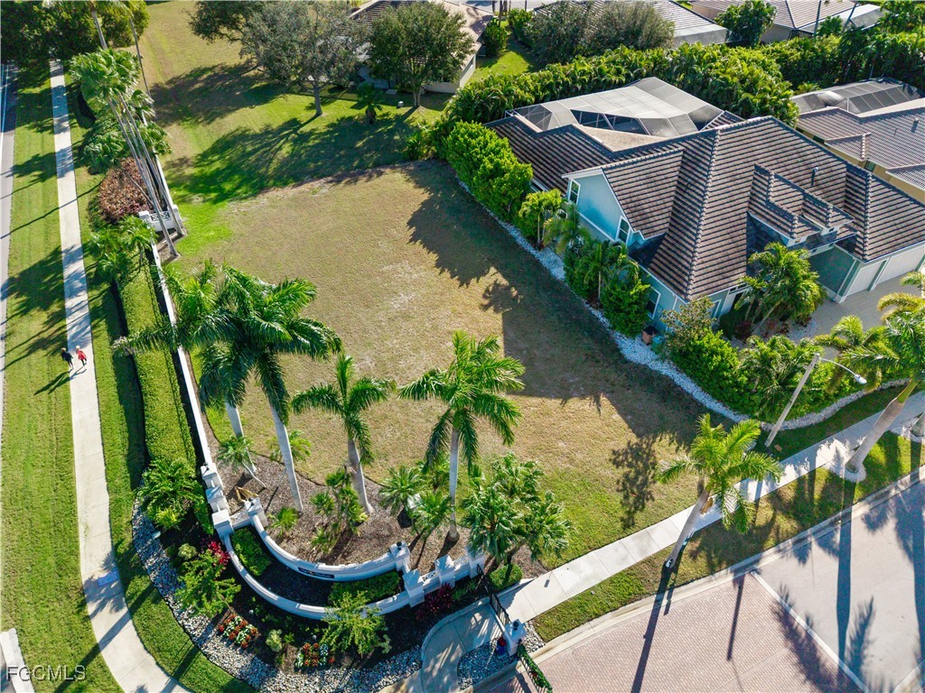 5501 Merlyn Lane Cape Coral FL 33914 2025025396 image1