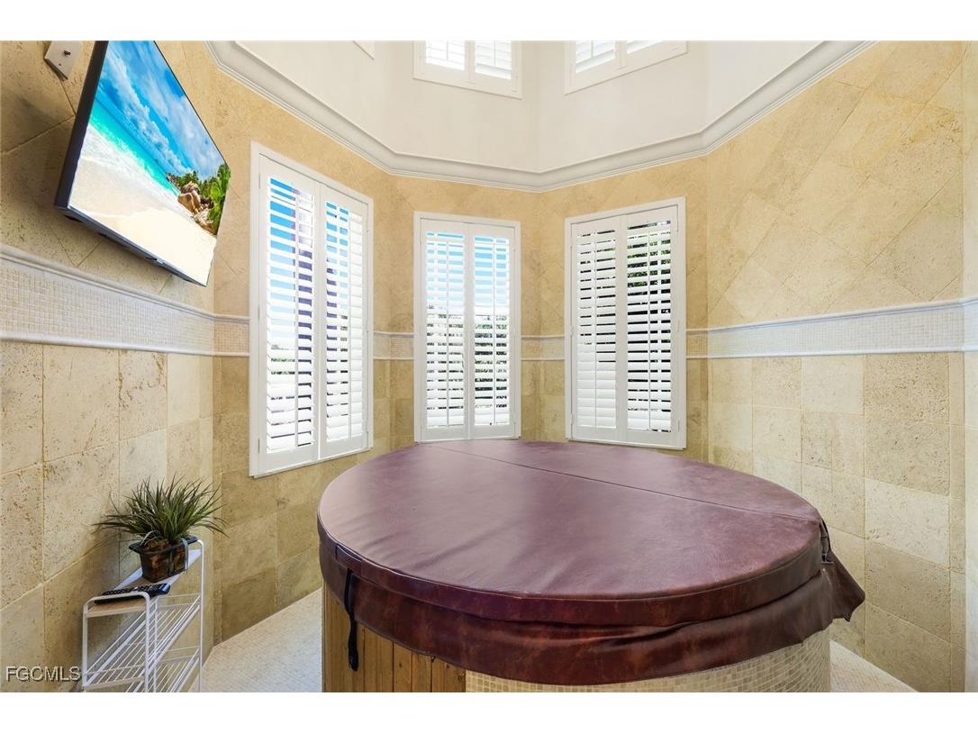 5502 Harbour Preserve Circle Cape Coral FL 33914 2025005031 image18