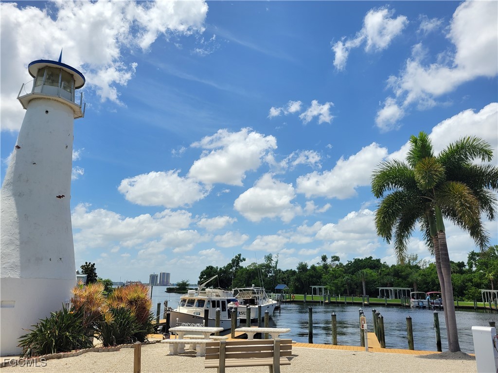 5502 Sir Walter Way North Fort Myers FL 33917 2025002446 image24