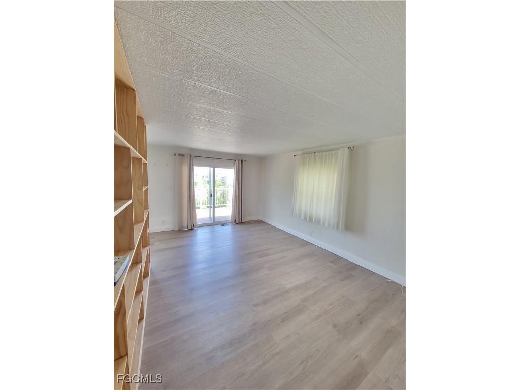 5502 Sir Walter Way North Fort Myers FL 33917 2025002446 image5