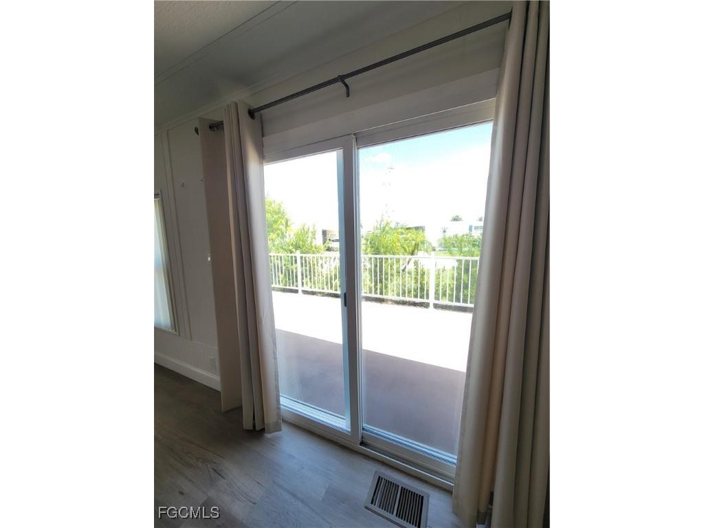 5502 Sir Walter Way North Fort Myers FL 33917 2025002446 image7