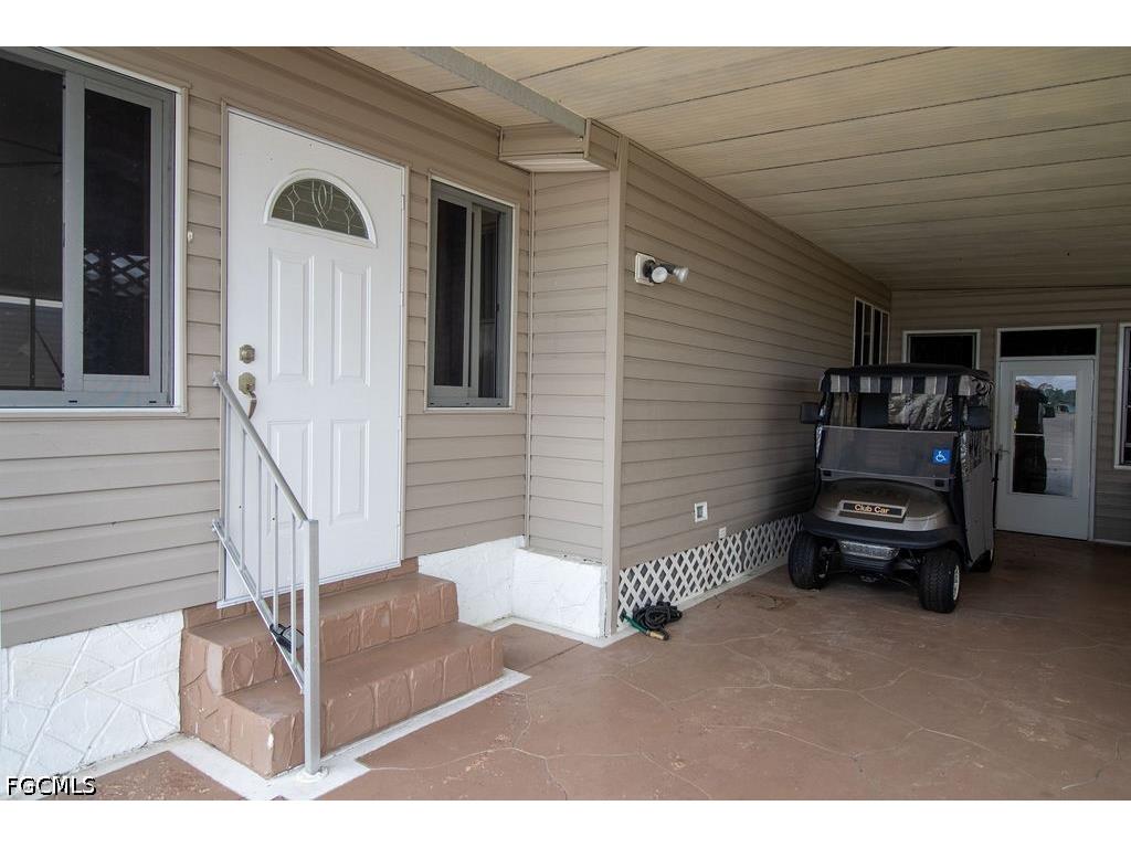 5506 Virginia Dare Lane North Fort Myers FL 33917 2026015509 image2
