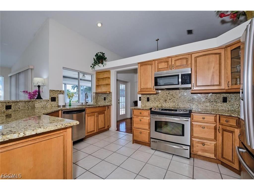 5507 SW 14th Place Cape Coral FL 33914 2026011488 image8