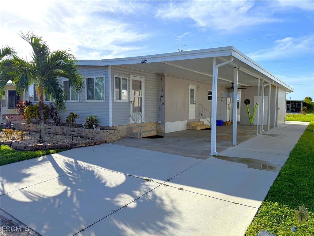 5508 Ben Franklin Lane North Fort Myers FL 33917 2025013616 image2