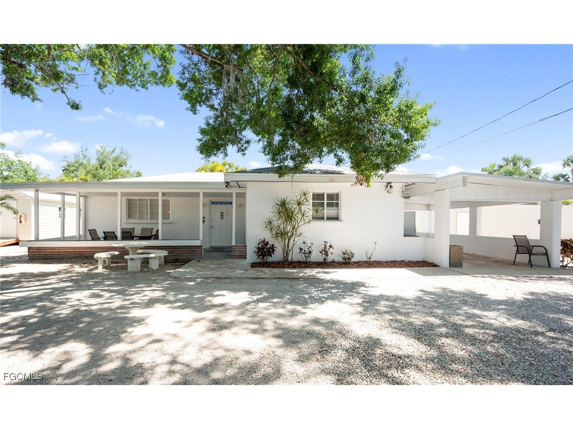 5508 Ben Franklin Lane North Fort Myers FL 33917 2025013616 image40