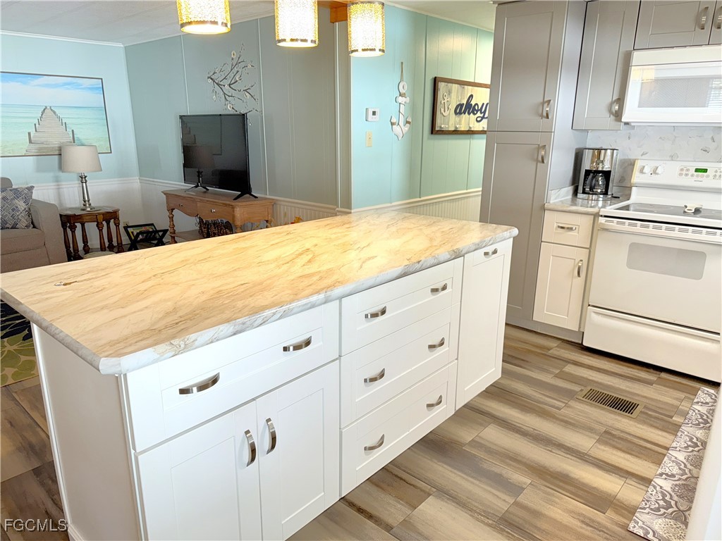 5508 Ben Franklin Lane North Fort Myers FL 33917 2025013616 image8