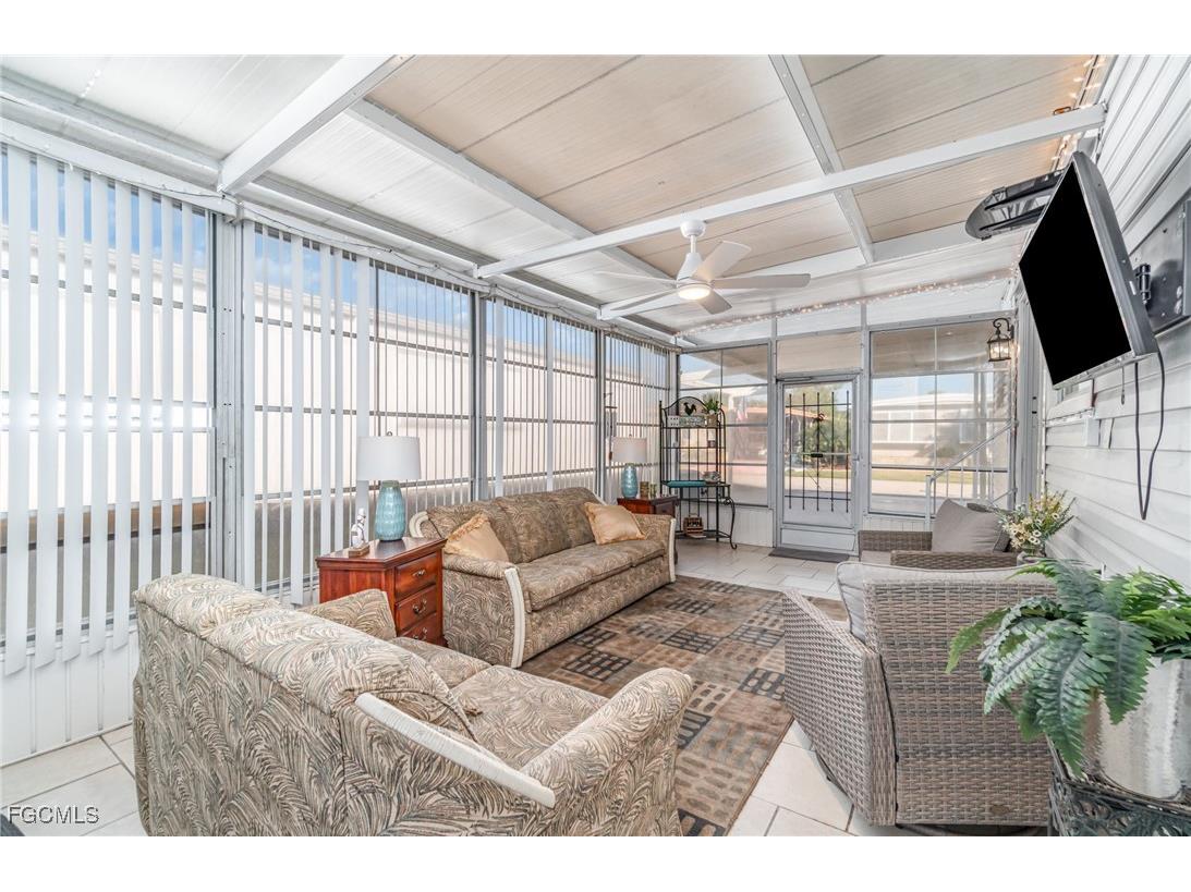 5508 Colonial Road North Fort Myers FL 33917 2025022000 image22