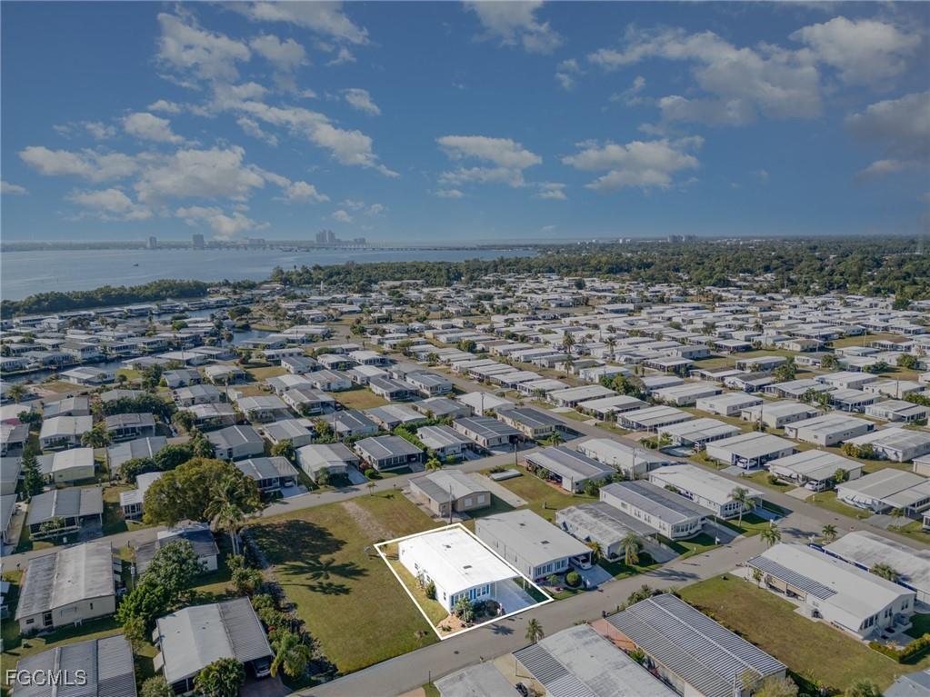 5508 Colonial Road North Fort Myers FL 33917 2025022000 image24