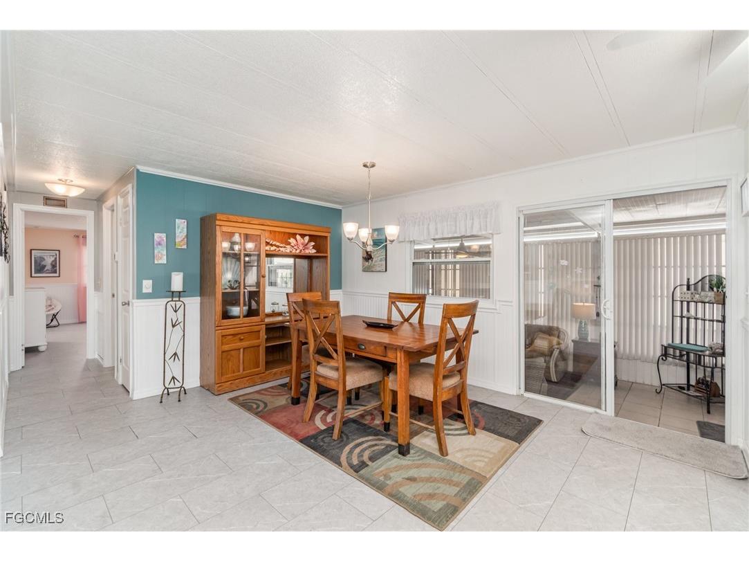 5508 Colonial Road North Fort Myers FL 33917 2025022000 image4