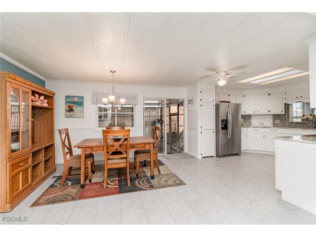 5508 Colonial Road North Fort Myers FL 33917 2025022000 image9