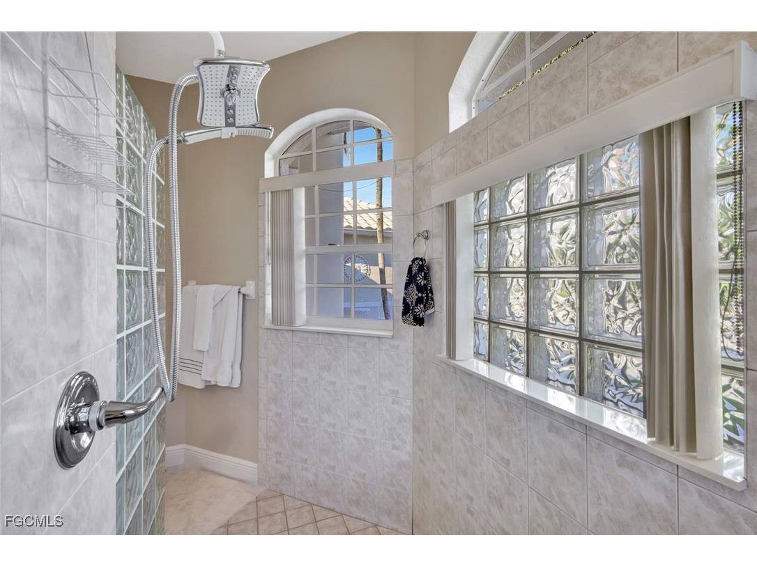 5508 Coronado Parkway Cape Coral FL 33904 2025012221 image32