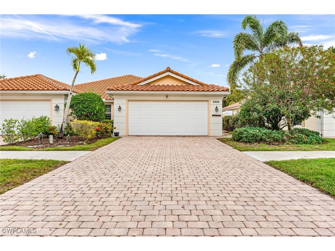 5508 Islandwalk Circle Naples FL 34119 225008162 image1