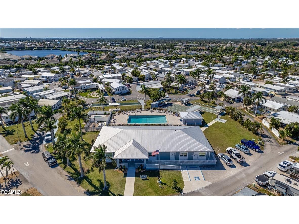 5509 Black Pug Drive Fort Myers FL 33908 2026018961 image1