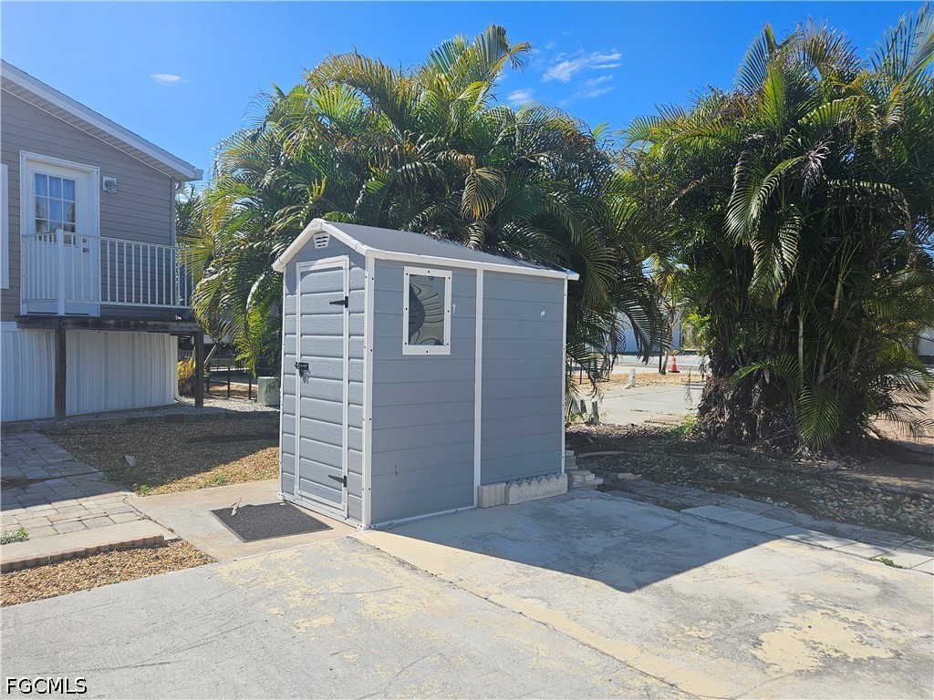 5509 Black Pug Drive Fort Myers FL 33908 2026018961 image7