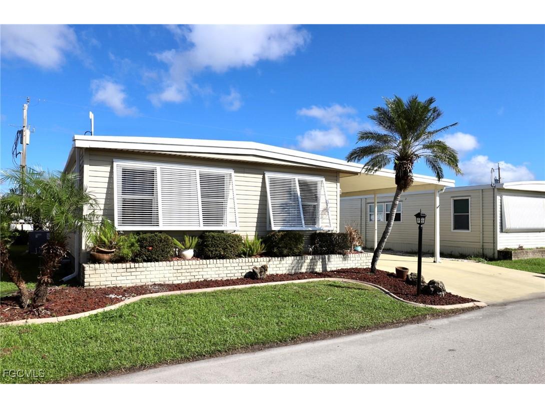 5509 Colonial Road North Fort Myers FL 33917 2025016282 image1