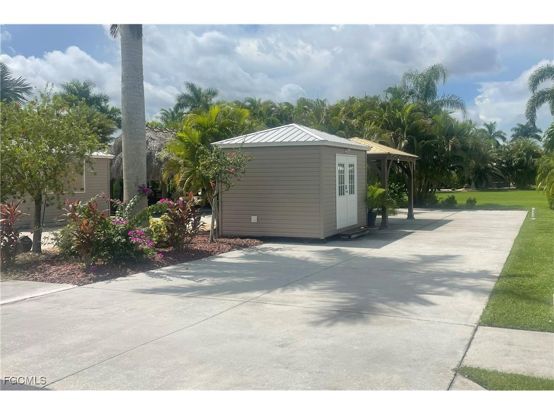 5509 Cypress Trail Resort Circle Fort Myers FL 33905 2025010101 image1