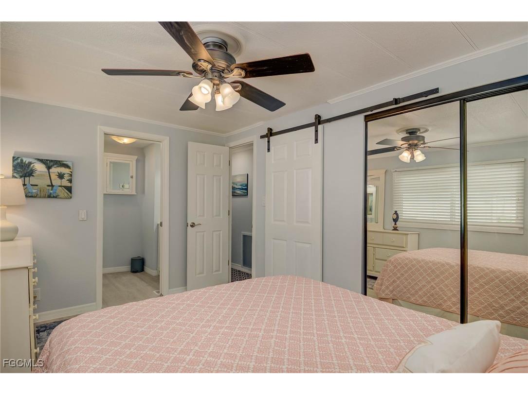 5509 Sir Walter Way North Fort Myers FL 33917 2025004475 image10