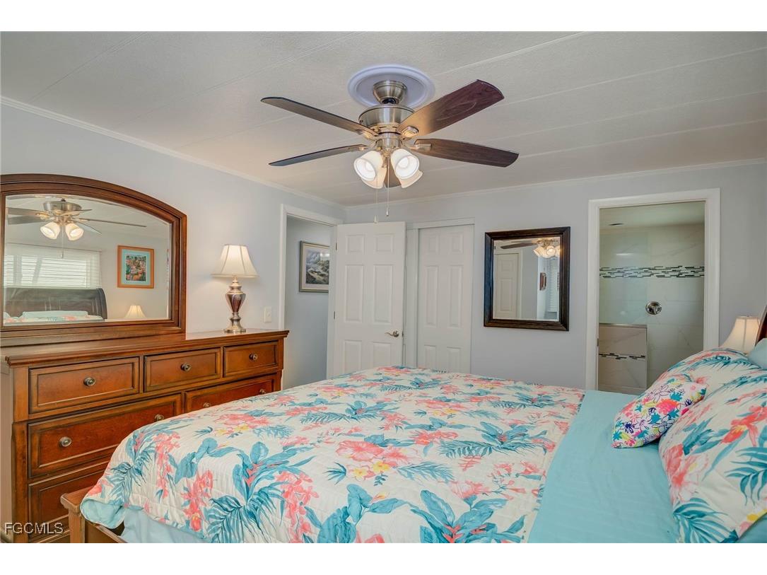 5509 Sir Walter Way North Fort Myers FL 33917 2025004475 image14