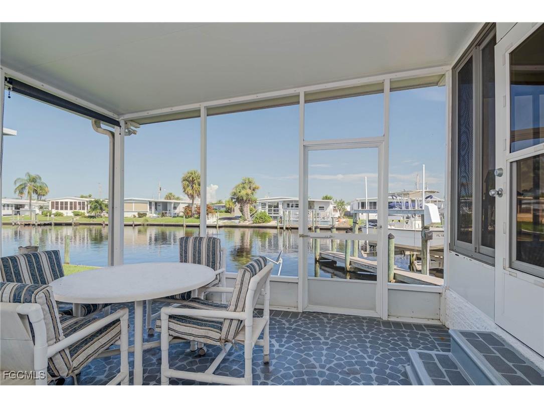 5509 Sir Walter Way North Fort Myers FL 33917 2025004475 image20