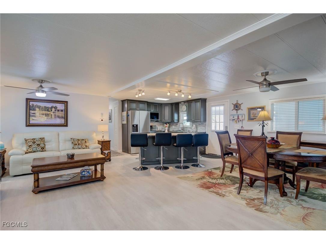 5509 Sir Walter Way North Fort Myers FL 33917 2025004475 image5