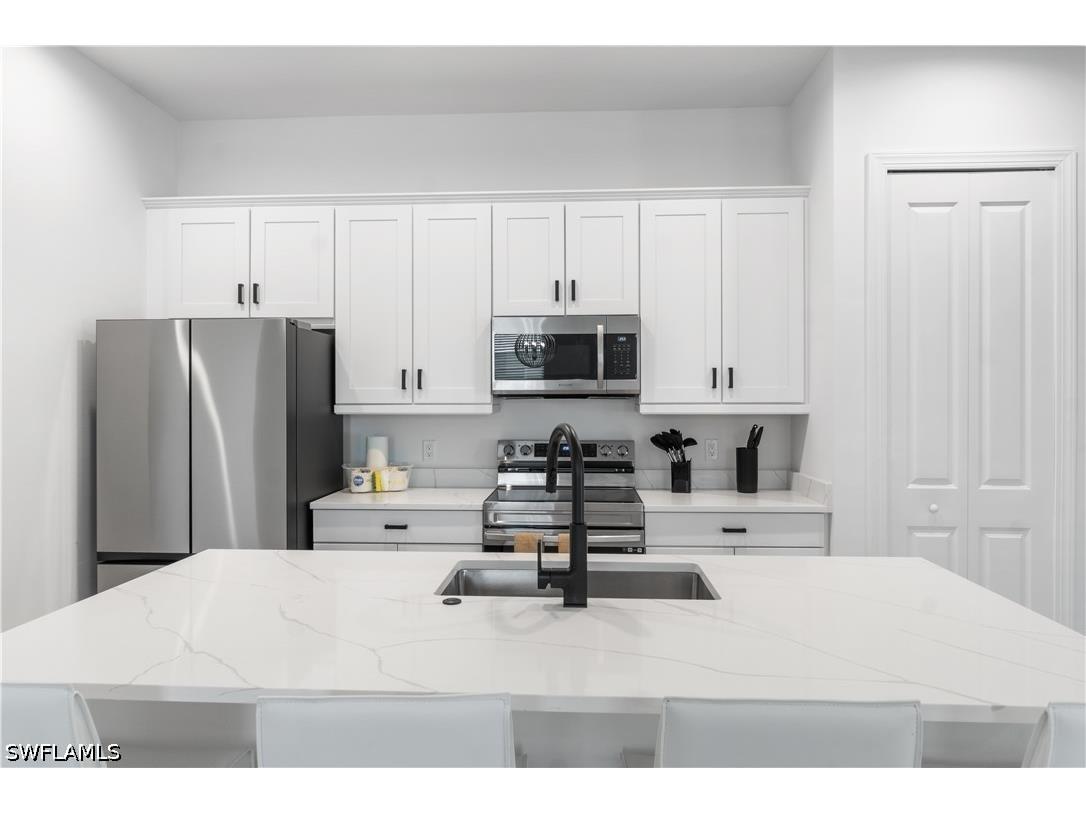 551 97th Avenue N Naples FL 34108 226015110 image8
