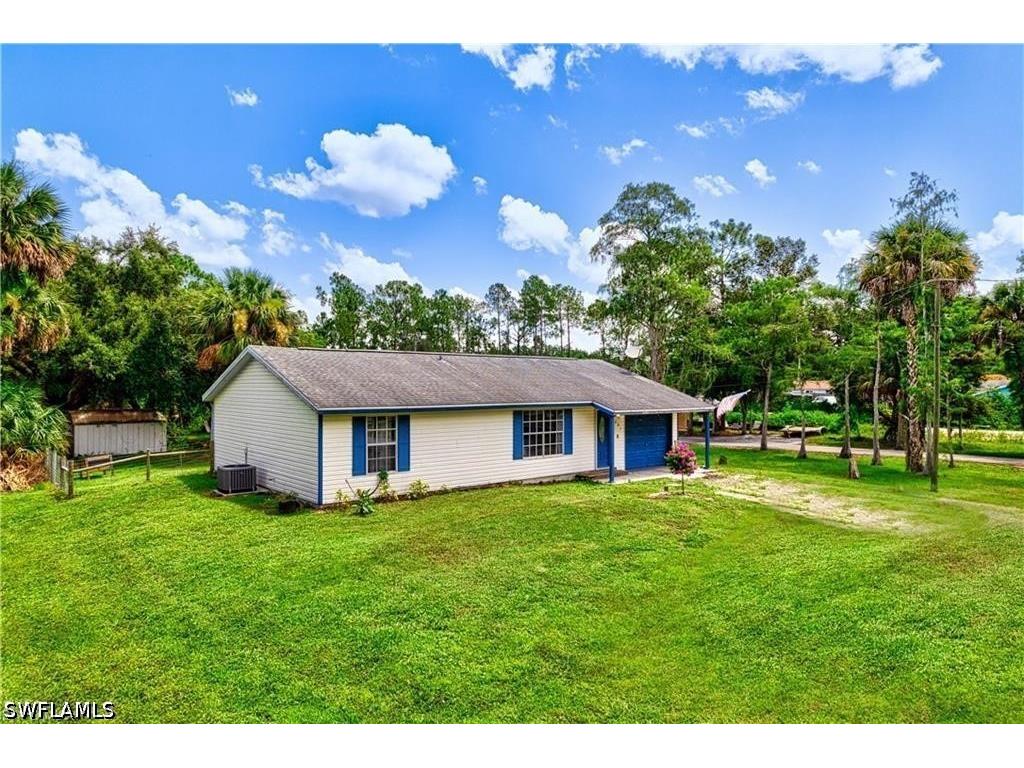 551 Golden Gate Boulevard W Naples FL 34120 226022434 image1