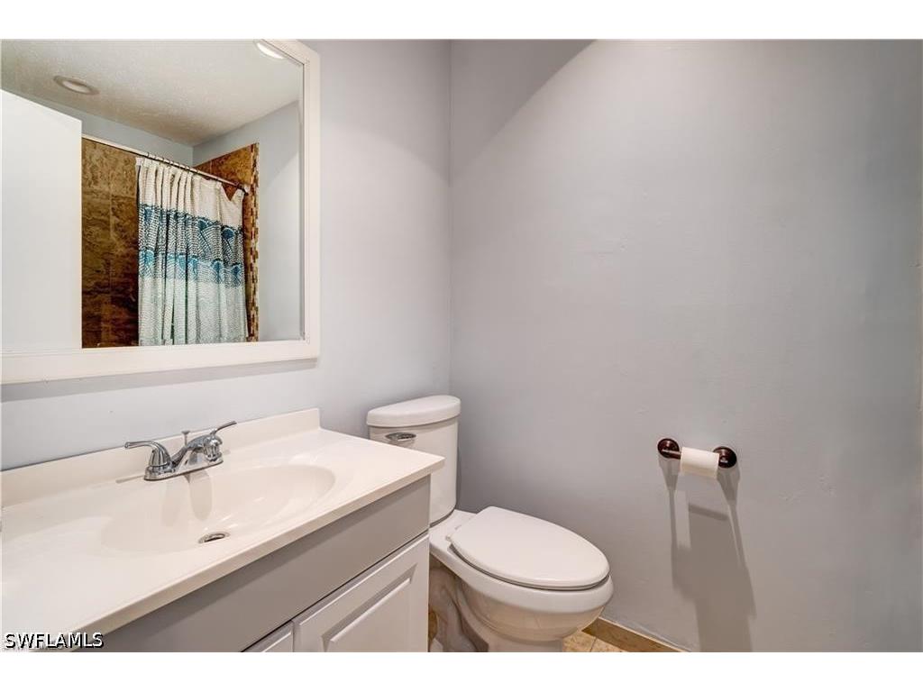 551 Golden Gate Boulevard W Naples FL 34120 226022434 image5