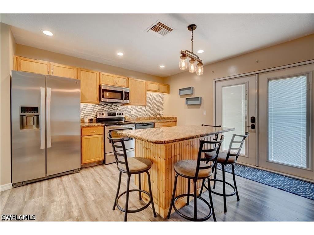 551 Golden Gate Boulevard W Naples FL 34120 226022434 image8