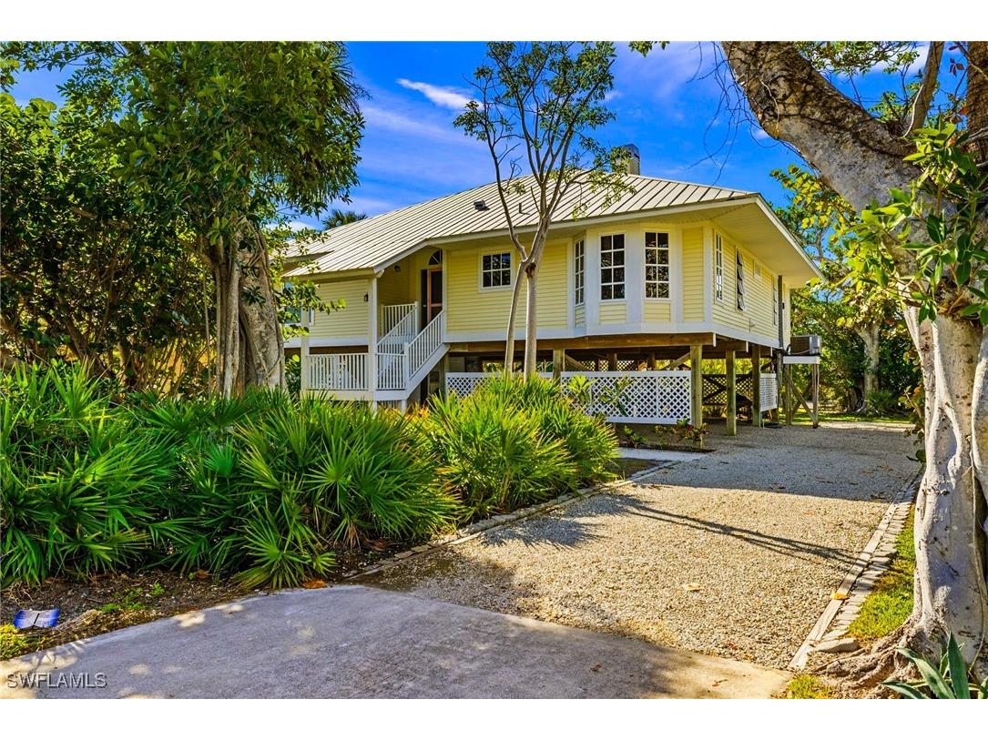 551 Sea Oats Drive Sanibel FL 33957 225017546 image1