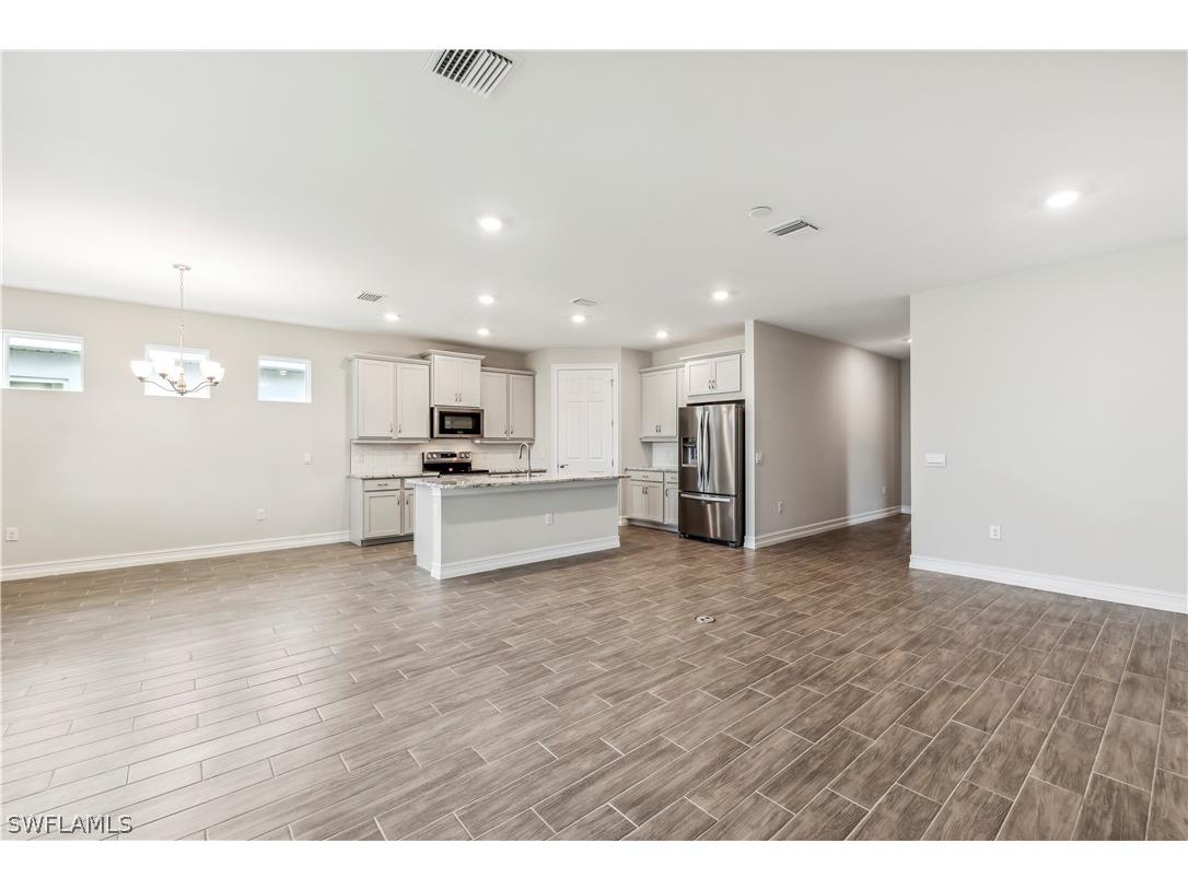 551 Spring Hill Lake Loop Cape Coral FL 33993 226007041 image6