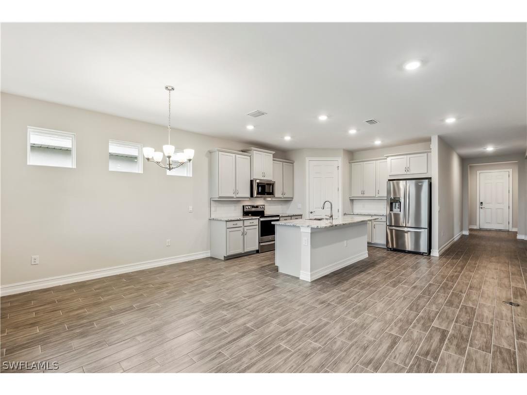 551 Spring Hill Lake Loop Cape Coral FL 33993 226007041 image7