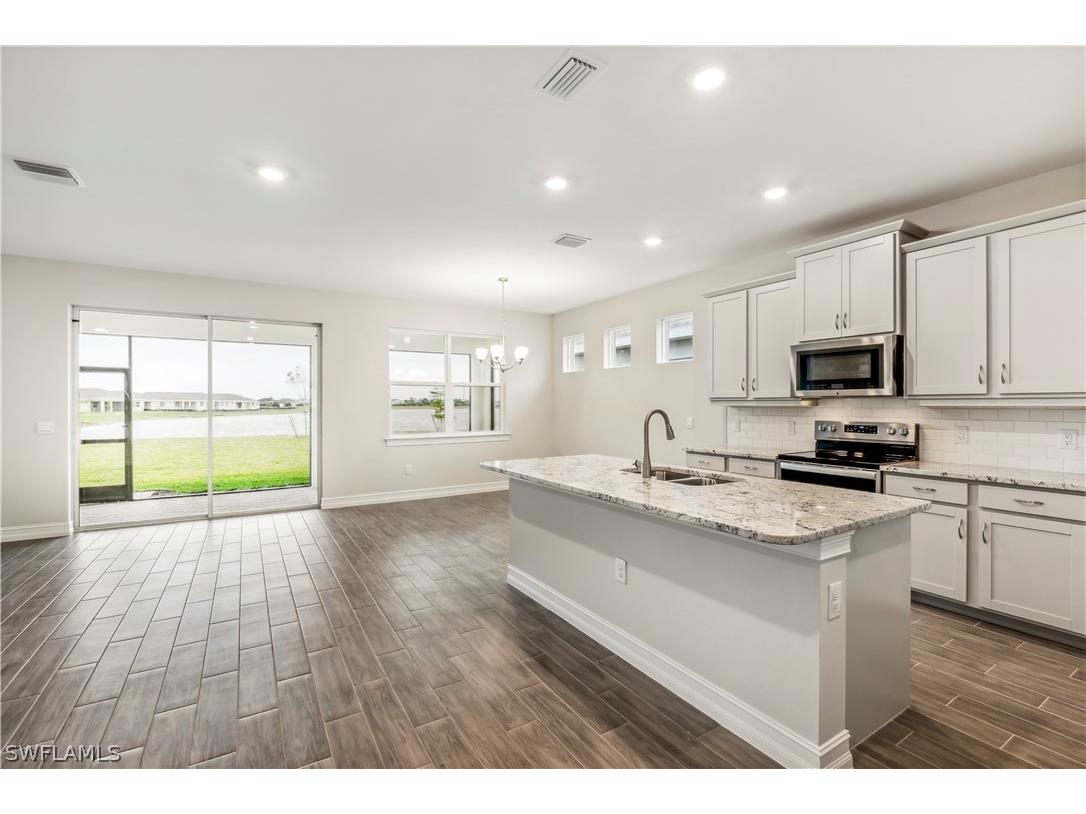 551 Spring Hill Lake Loop Cape Coral FL 33993 226007041 image8