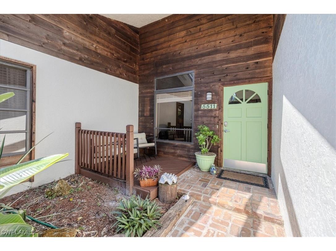 5511 Avenue D Bokeelia FL 33922 223057533 image1